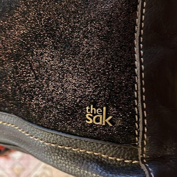 The Sak Shoulder Bag - Picture 2 of 11